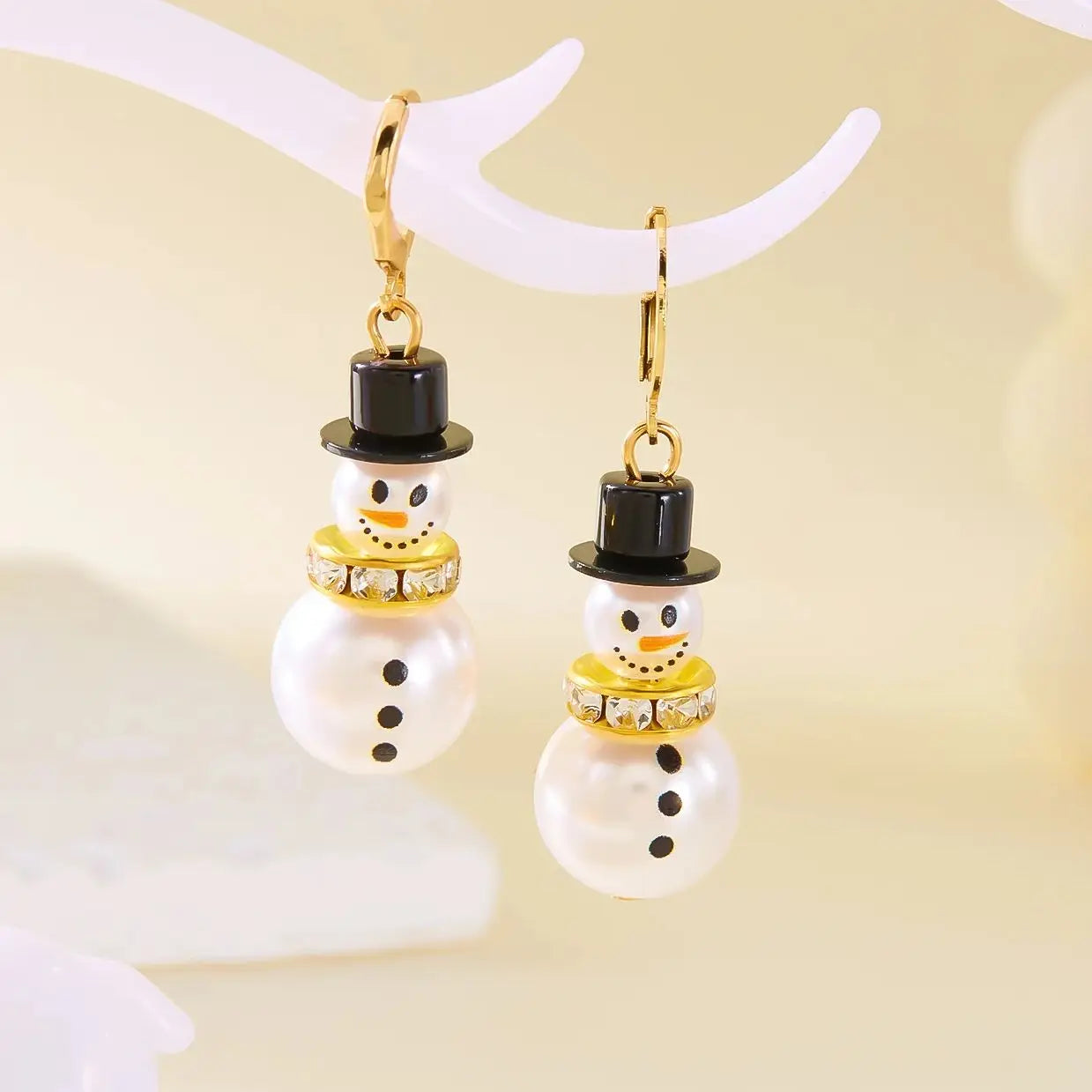 Imitation Pearl Snowman Stud Earrings Crystal Snowflake